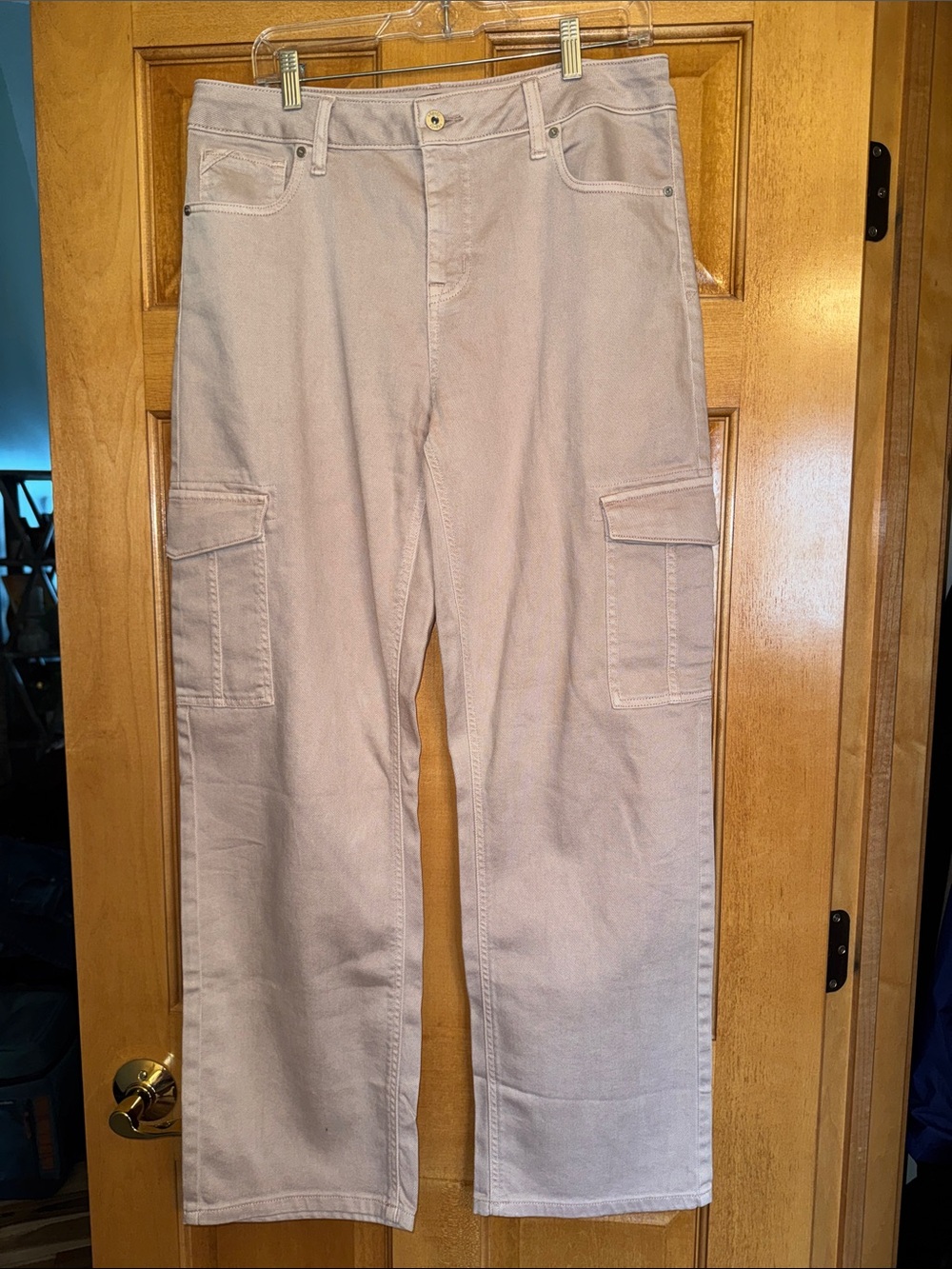 NEW Maurices Straight-Leg Cargo Jeans in Pale Pink - 12 Regular